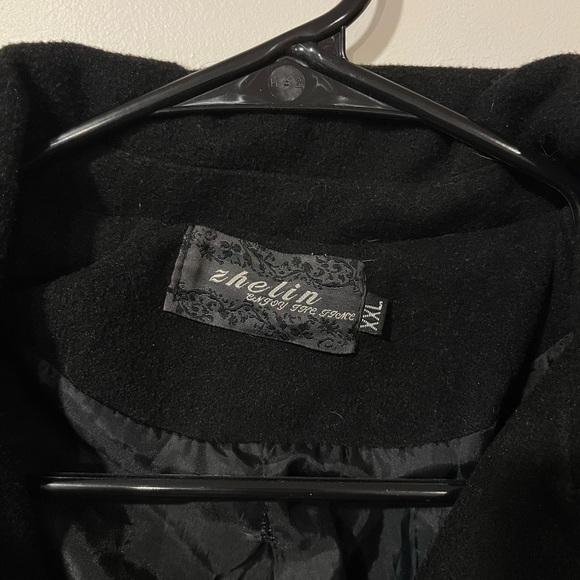 Elegant Black Double-Breasted Men's Pea Coat - Picture 4 of 6